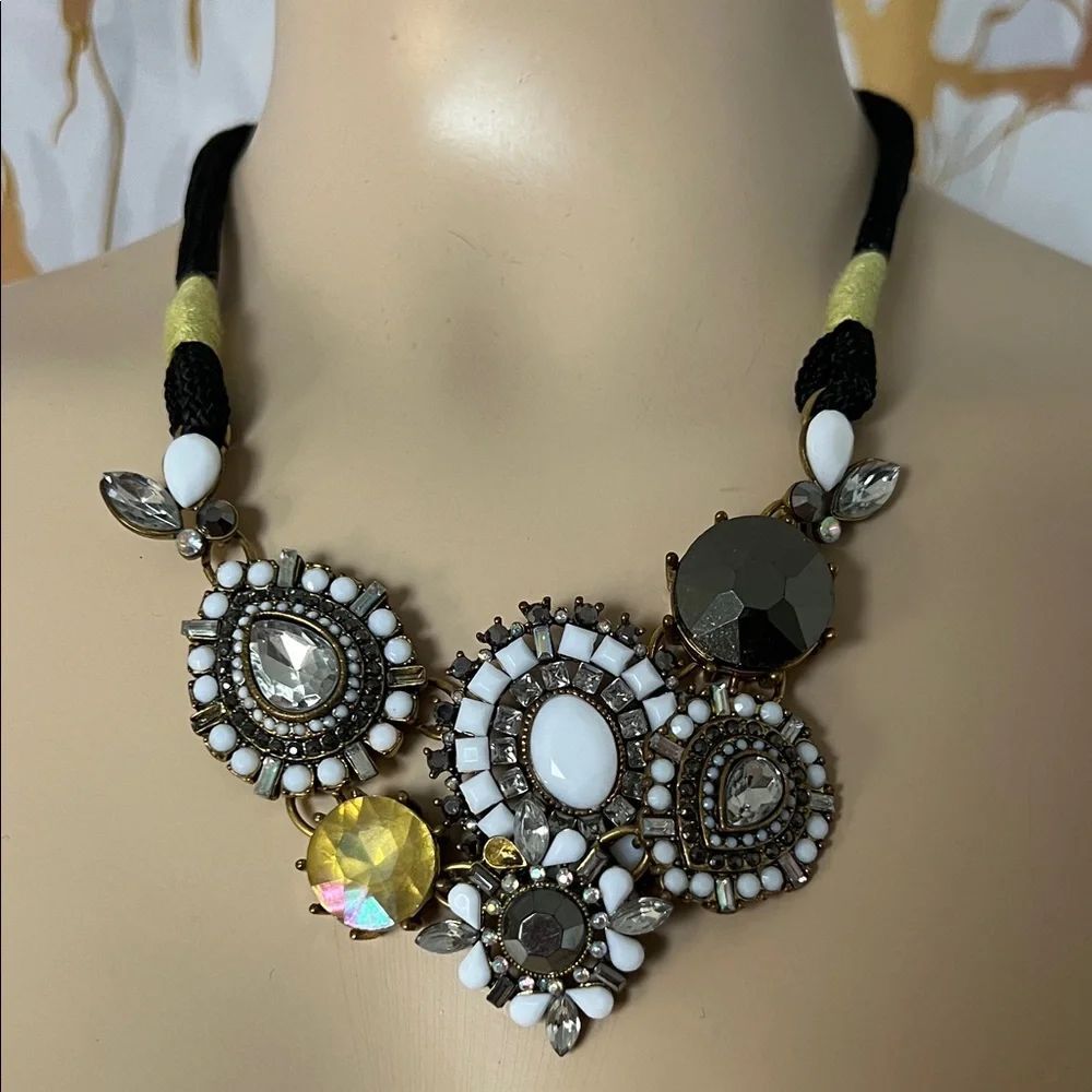 * Betsey Johnson Black and White Statement Necklace